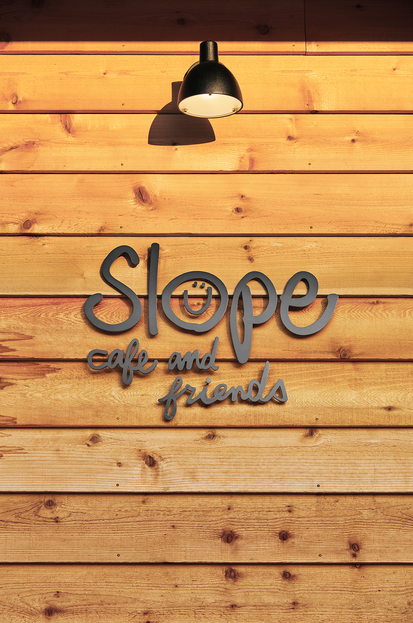 cafe & friends SLOPE